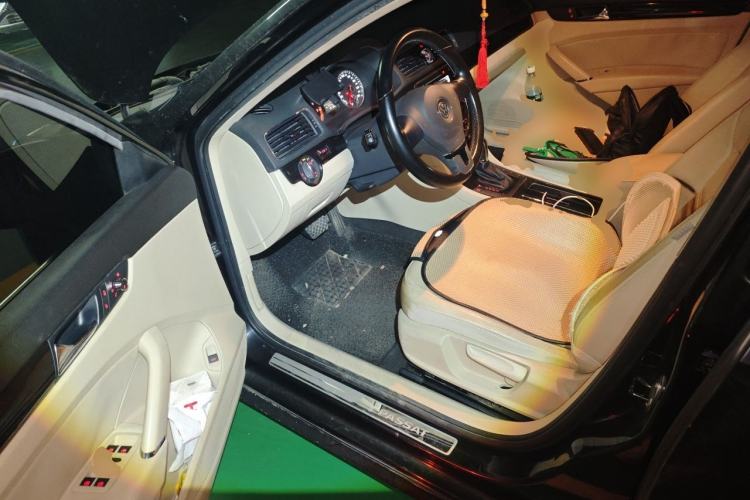 Used Volkswagen Passat 2011 1.8 TSI DSG Prestige Edition Driver Seat