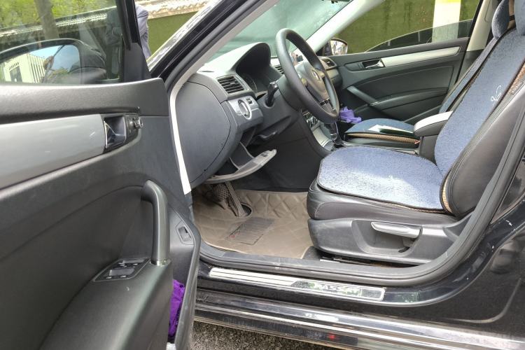 Used Volkswagen Passat 2011 1.8TSI Automatic Prestige Edition Driver Seat