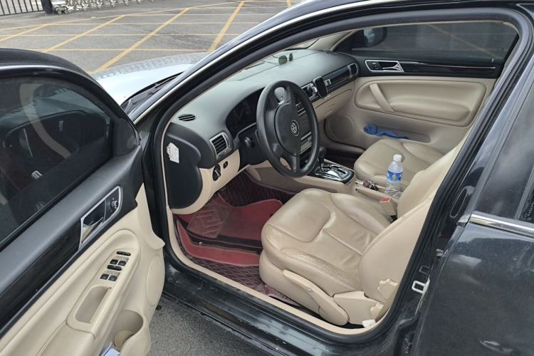 Used Volkswagen Passat 2011 1.8T Automatic Luxury Model Driver Seat