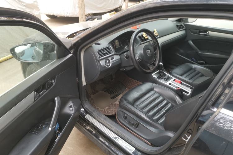 Used Volkswagen Passat 2011 2.0 TSI DSG Ultimate Edition Driver Seat