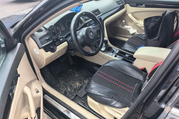 Used Volkswagen Passat  Driver Seat