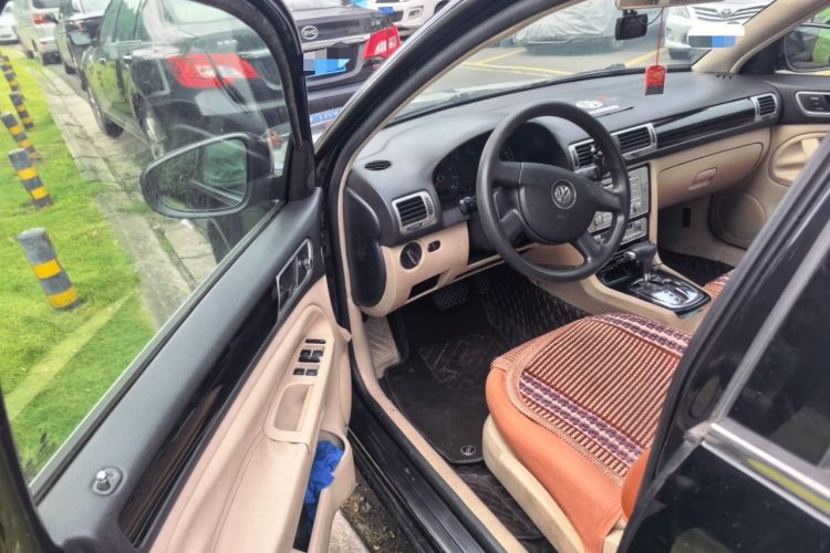 Used Volkswagen Passat 2011 1.8T Automatic Luxury Model Driver Seat