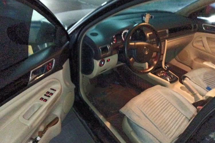 Used Volkswagen Passat 2011 1.8T Automatic Luxury Model Driver Seat