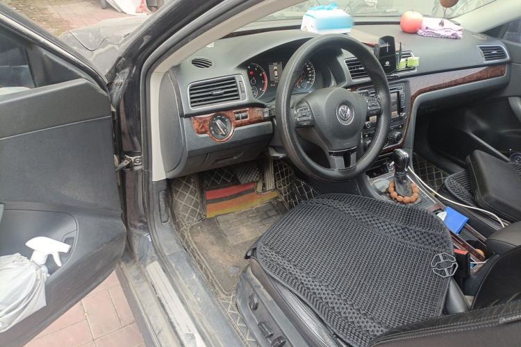 Used Volkswagen Passat 2011 1.8TSI DSG Prestige Edition Driver Seat