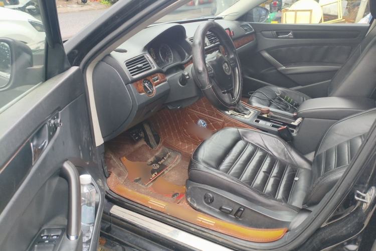 Used Volkswagen Passat 2011 1.8 TSI DSG Prestige Edition Driver Seat
