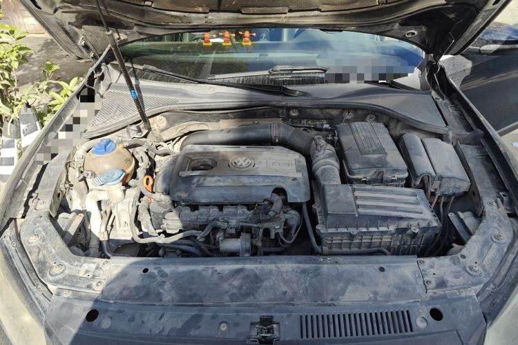 Used Volkswagen Passat 2011 1.8 TSI DSG Prestige Edition Engine Bay