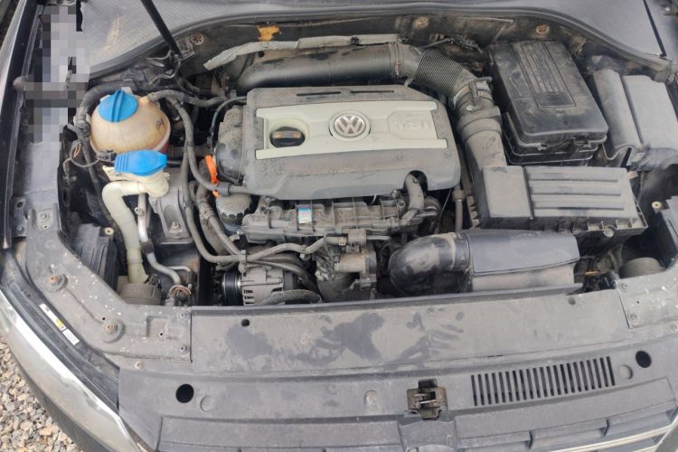 Used Volkswagen Passat 2011 1.8TSI Automatic Prestige Edition Engine Bay