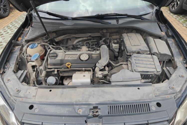 Used Volkswagen Passat 2011 1.4 TSI DSG Prestige Edition Engine Bay