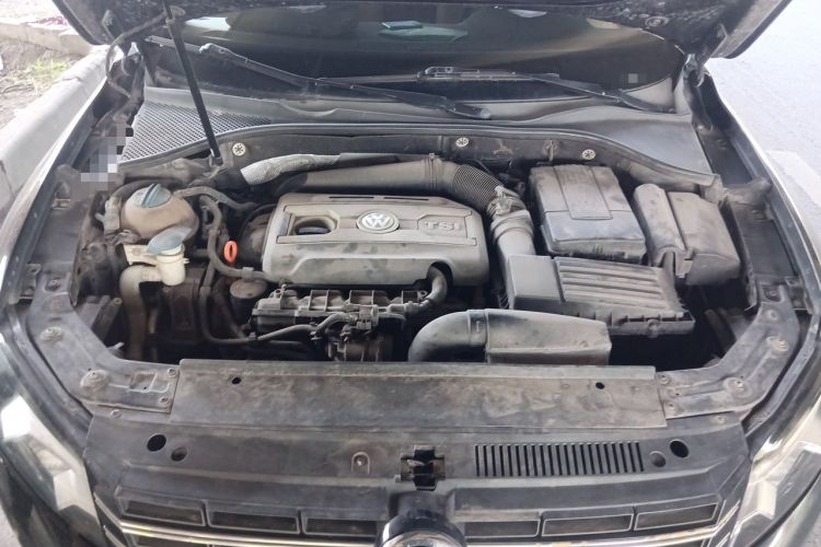 Used Volkswagen Passat 2011 1.8 TSI DSG Prestige Edition Engine Bay
