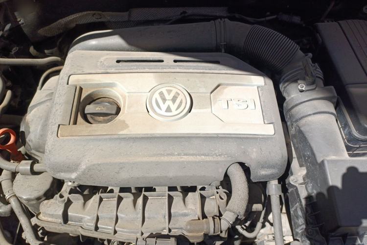 Used Volkswagen Passat 2011 1.8 TSI DSG Prestige Edition Engine Bay