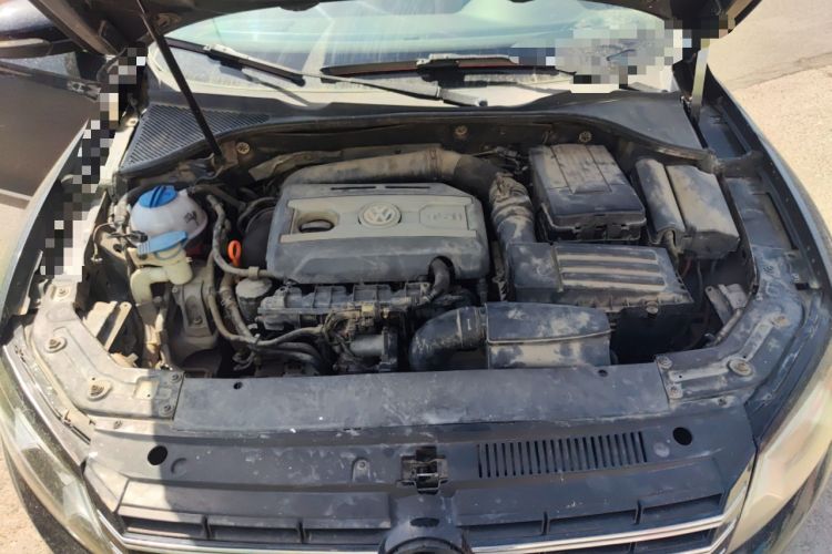 Used Volkswagen Passat 2011 1.8TSI Automatic Prestige Edition Engine Bay