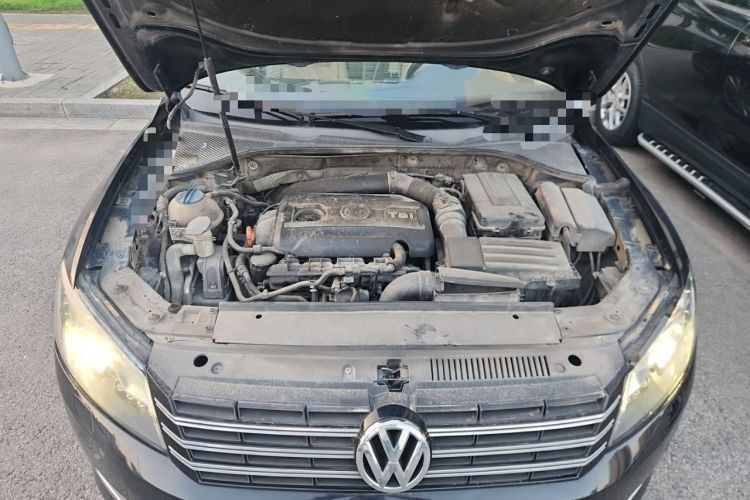 Used Volkswagen Passat 2011 2.0 TSI DSG Ultimate Edition Engine Bay