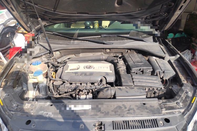 Used Volkswagen Passat 2011 2.0 TSI DSG Ultimate Edition Engine Bay