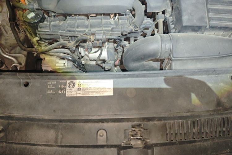 Used Volkswagen Passat 2011 1.8 TSI DSG Prestige Edition Engine Bay