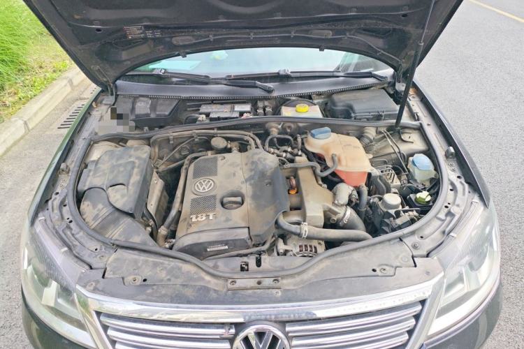 Used Volkswagen Passat 2011 1.8T Automatic Luxury Model Engine Bay