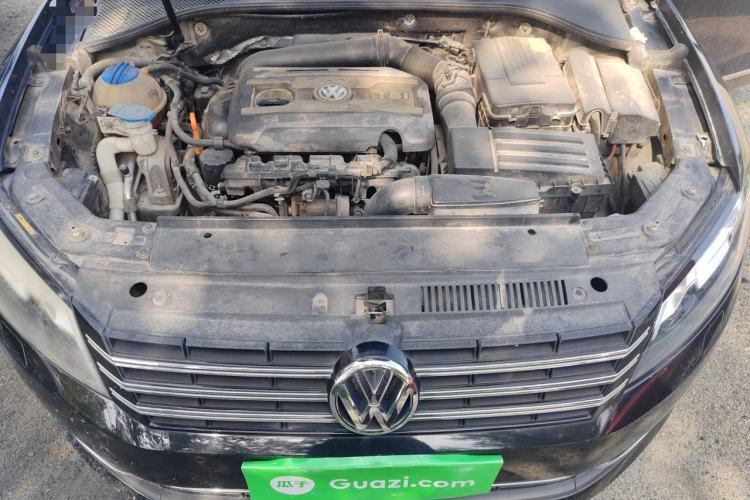 Used Volkswagen Passat 2011 2.0 TSI DSG Premium Edition Engine Bay