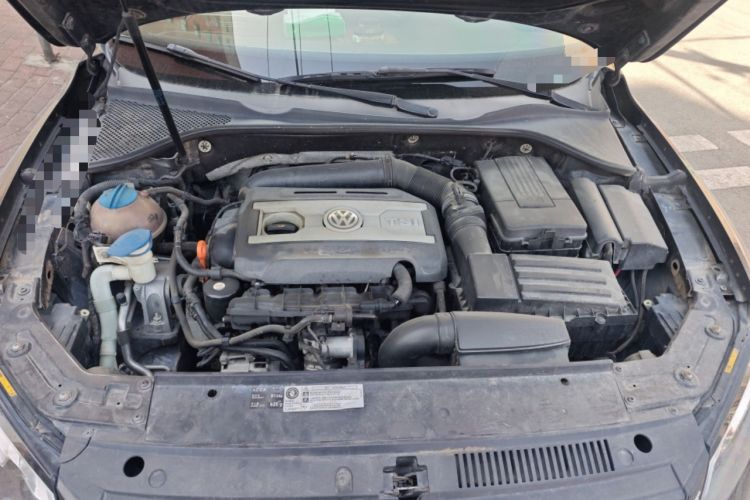 Used Volkswagen Passat 2011 1.8TSI DSG Prestige Edition Engine Bay