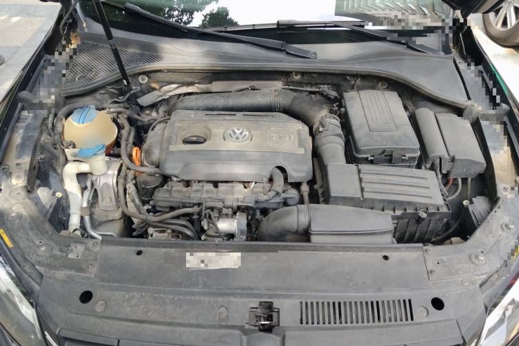 Used Volkswagen Passat 2011 1.8TSI DSG Prestige Edition Engine Bay