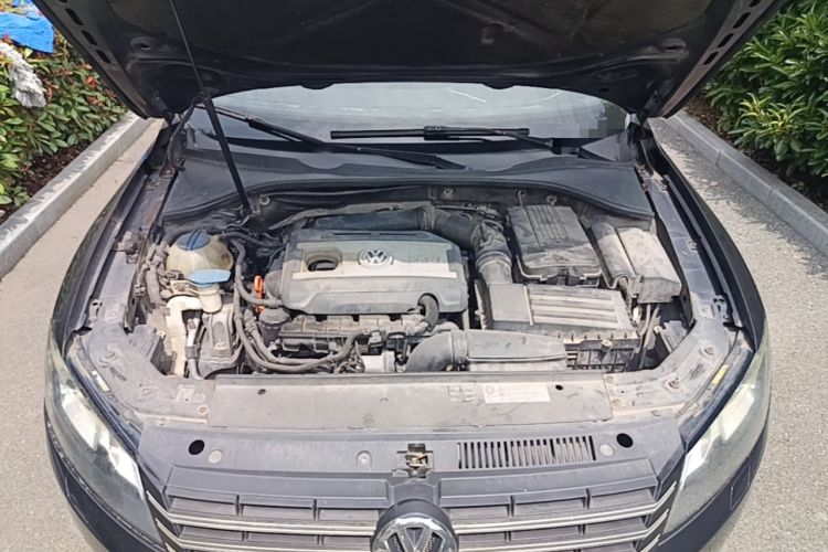 Used Volkswagen Passat 2011 2.0 TSI DSG Ultimate Edition Engine Bay