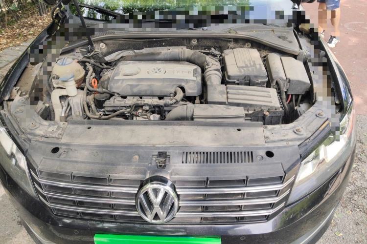 Used Volkswagen Passat 2011 2.0 TSI DSG Ultimate Edition Engine Bay