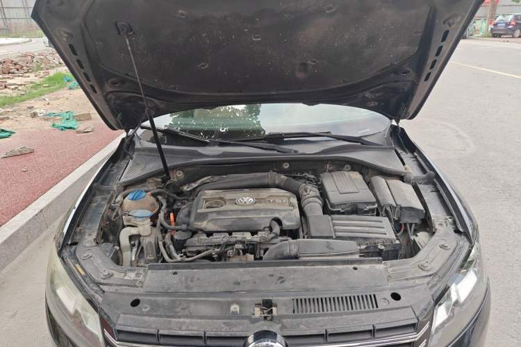 Used Volkswagen Passat 2011 2.0 TSI DSG Premium Edition Engine Bay