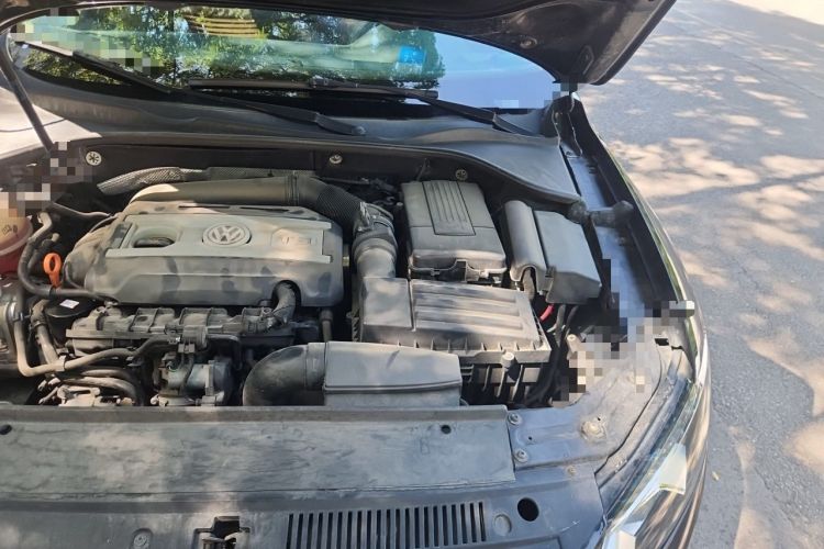 Used Volkswagen Passat 2011 1.8 TSI DSG Prestige Edition Engine Bay Left