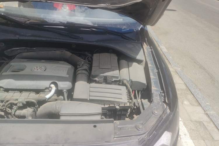 Used Volkswagen Passat 2011 1.8TSI Automatic Prestige Edition Engine Bay Left