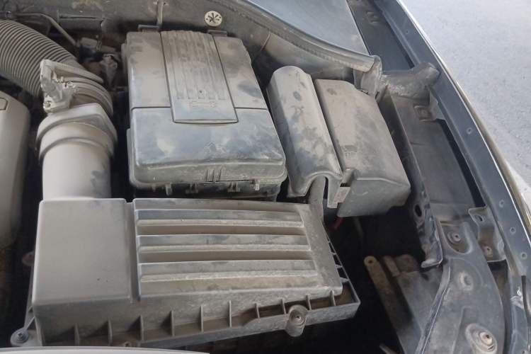 Used Volkswagen Passat 2011 1.8 TSI DSG Prestige Edition Engine Bay Left