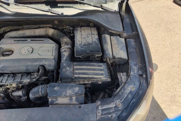 Used Volkswagen Passat 2011 1.8TSI Automatic Prestige Edition Engine Bay Left