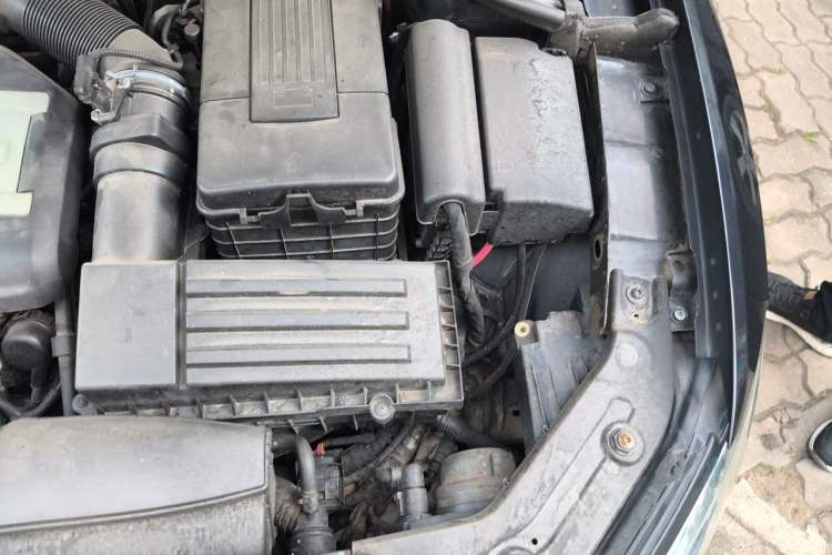 Used Volkswagen Passat 2011 1.8 TSI DSG Ultimate Edition Engine Bay Left