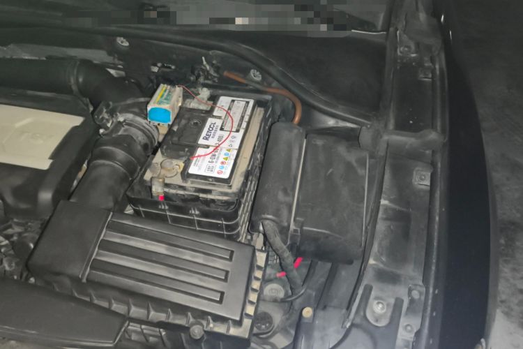Used Volkswagen Passat 2011 1.8TSI DSG Prestige Edition Engine Bay Left