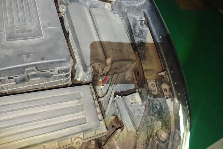 Used Volkswagen Passat 2011 1.8 TSI DSG Prestige Edition Engine Bay Left