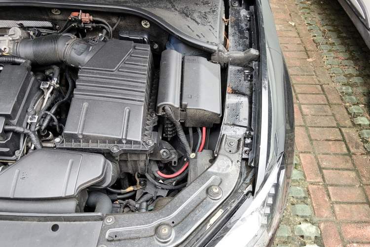 Used Volkswagen Passat 2011 3.0L V6 DSG Flagship Edition Engine Bay Left