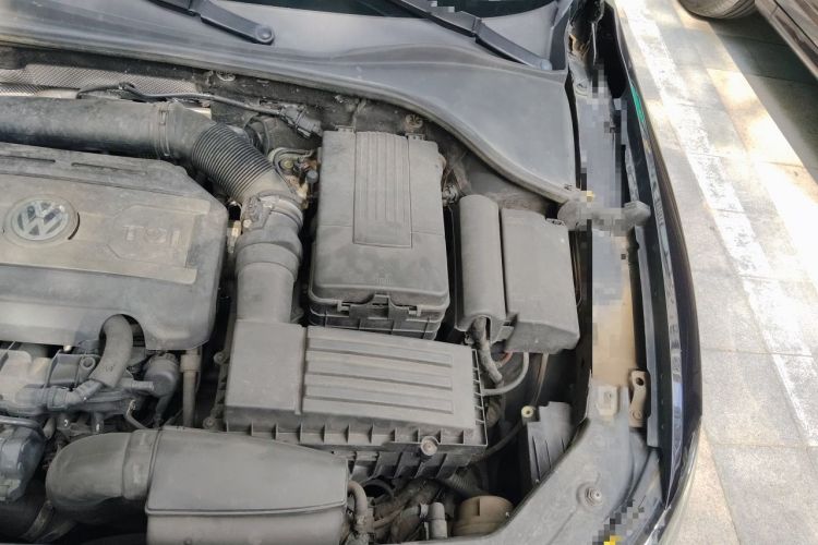 Used Volkswagen Passat 2011 1.8TSI DSG Prestige Edition Engine Bay Left