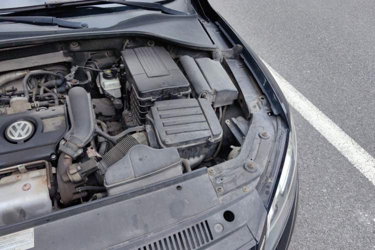 Used Volkswagen Passat 2011 1.4 TSI DSG Prestige Edition Engine Bay Left