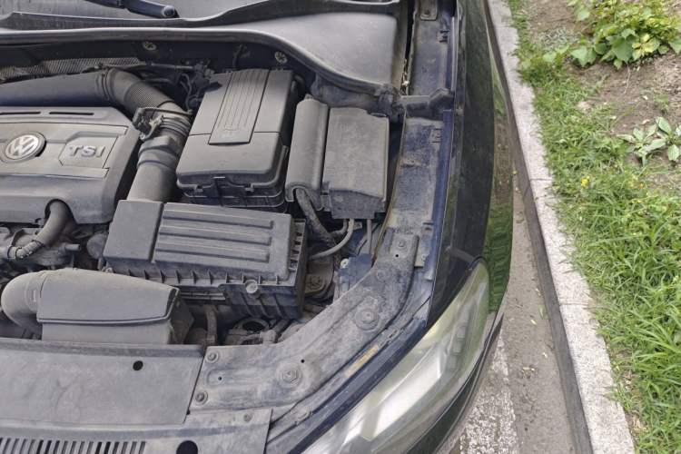Used Volkswagen Passat 2011 1.8 TSI DSG Ultimate Edition Engine Bay Left