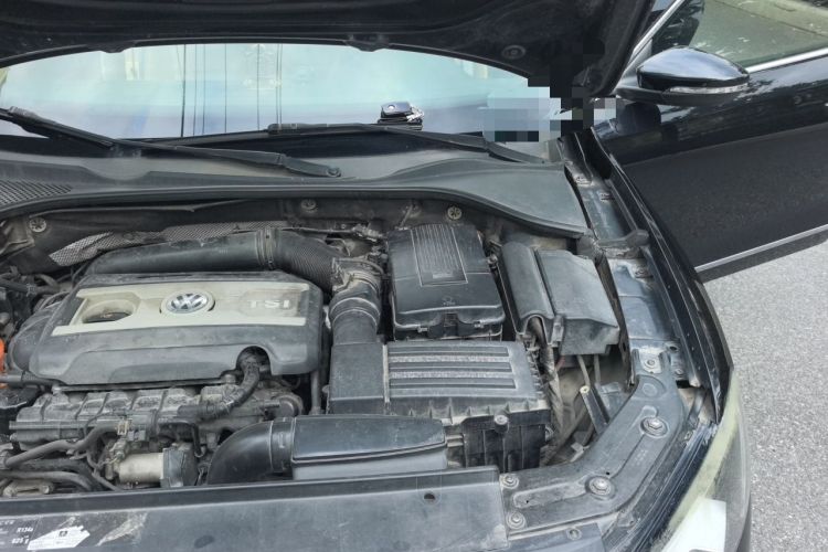 Used Volkswagen Passat 2011 1.8 TSI DSG Prestige Edition Engine Bay Left