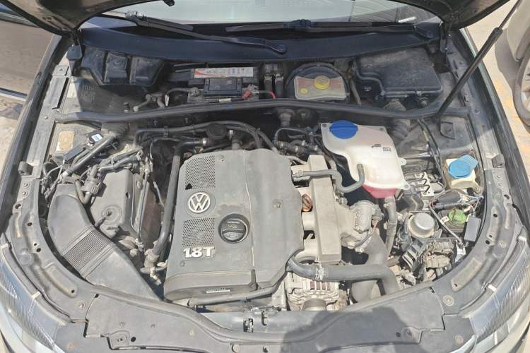 Used Volkswagen Passat 2011 1.8T Automatic Luxury Model Engine Bay