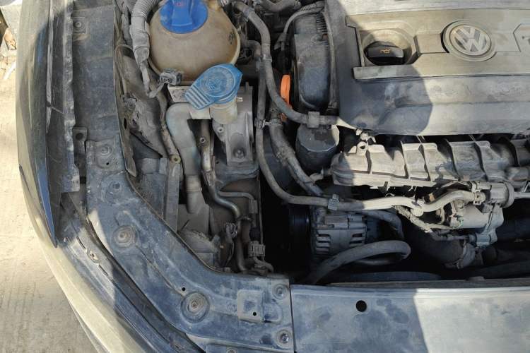 Used Volkswagen Passat 2011 1.8 TSI DSG Prestige Edition Engine Bay Right