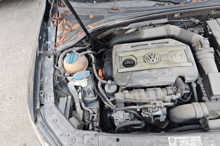 Used Volkswagen Passat 2011 1.8TSI Automatic Prestige Edition Engine Bay Right