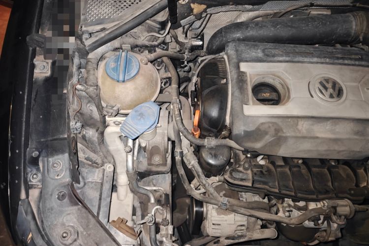 Used Volkswagen Passat 2011 1.8 TSI DSG Prestige Edition Engine Bay Right
