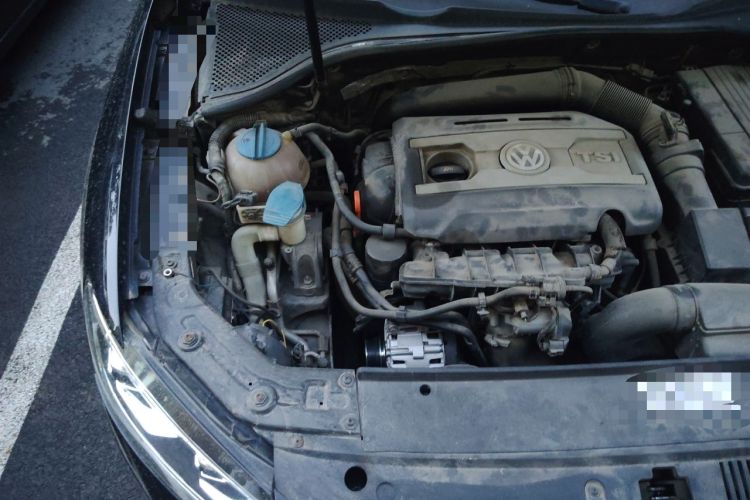 Used Volkswagen Passat 2011 1.8TSI Automatic Prestige Edition Engine Bay Right