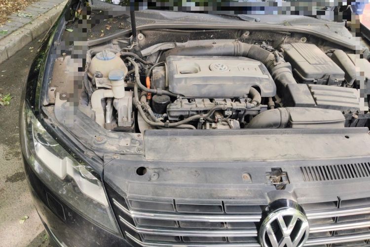 Used Volkswagen Passat 2011 2.0 TSI DSG Ultimate Edition Engine Bay Right