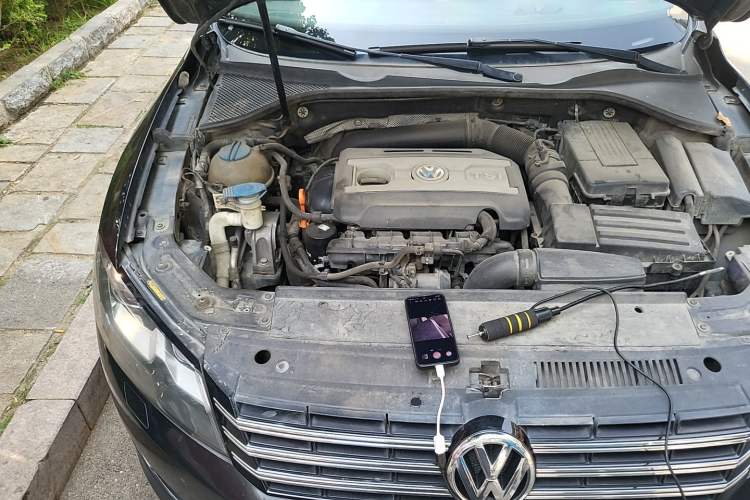 Used Volkswagen Passat 2011 2.0 TSI DSG Ultimate Edition Engine Bay Right