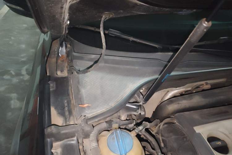 Used Volkswagen Passat 2011 2.0 TSI DSG Ultimate Edition Engine Bay Right