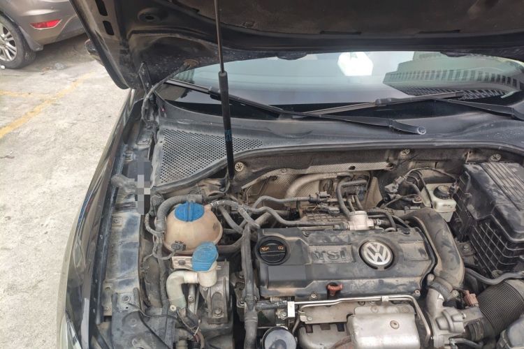 Used Volkswagen Passat 2011 1.4 TSI DSG Prestige Edition Engine Bay Right