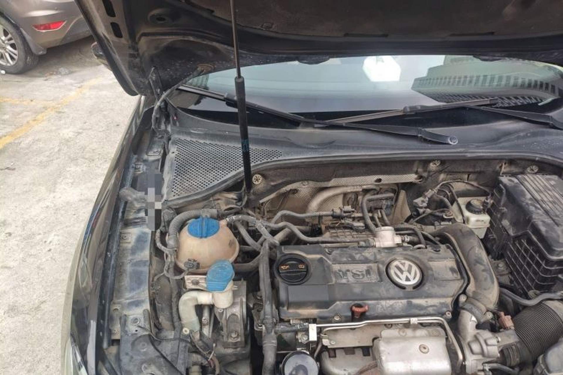 Used Volkswagen Passat 2011 1.4 TSI DSG Prestige Edition Engine Bay Right