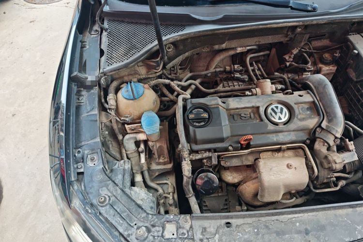 Used Volkswagen Passat 2011 1.4 TSI DSG Prestige Edition Engine Bay Right