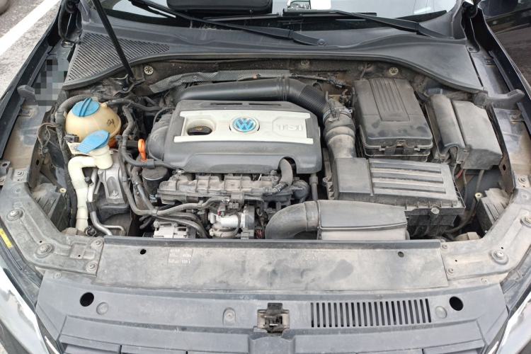 Used Volkswagen Passat 2011 1.8TSI DSG Prestige Edition Engine Bay