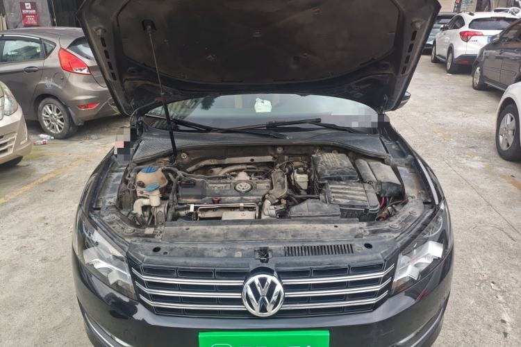 Used Volkswagen Passat 2011 1.4 TSI DSG Prestige Edition Engine Bay